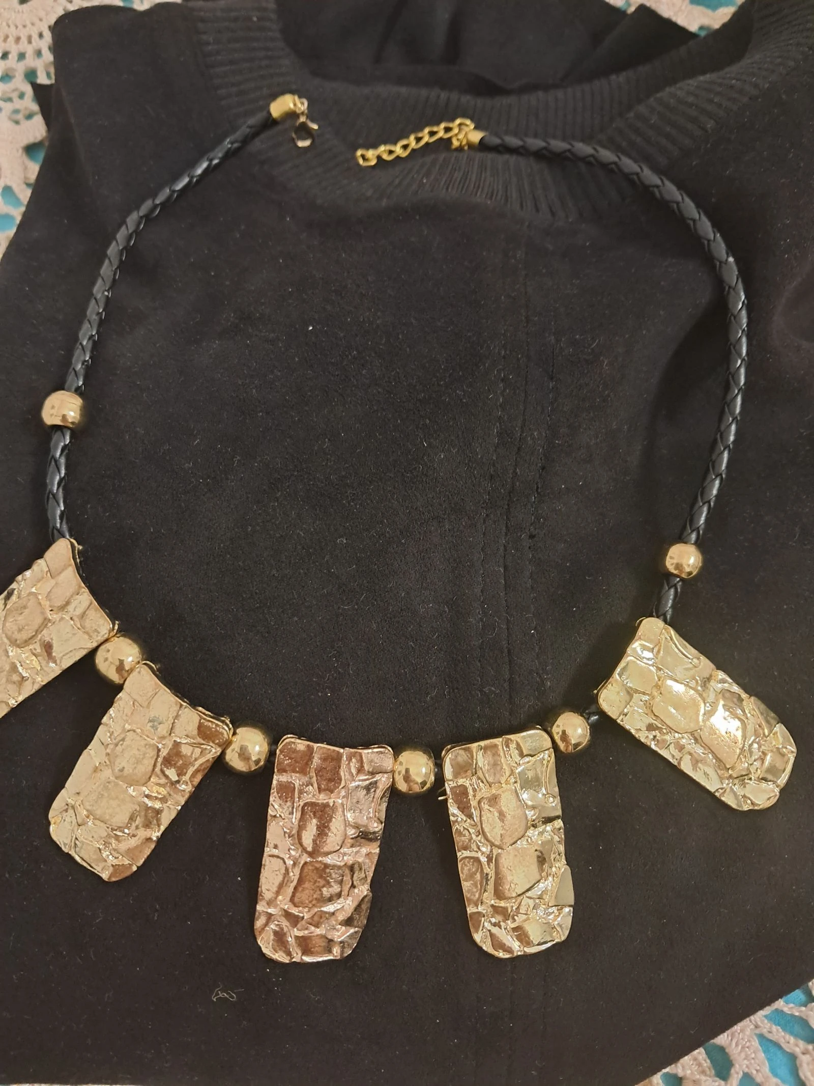Conjunto collar pendientes 